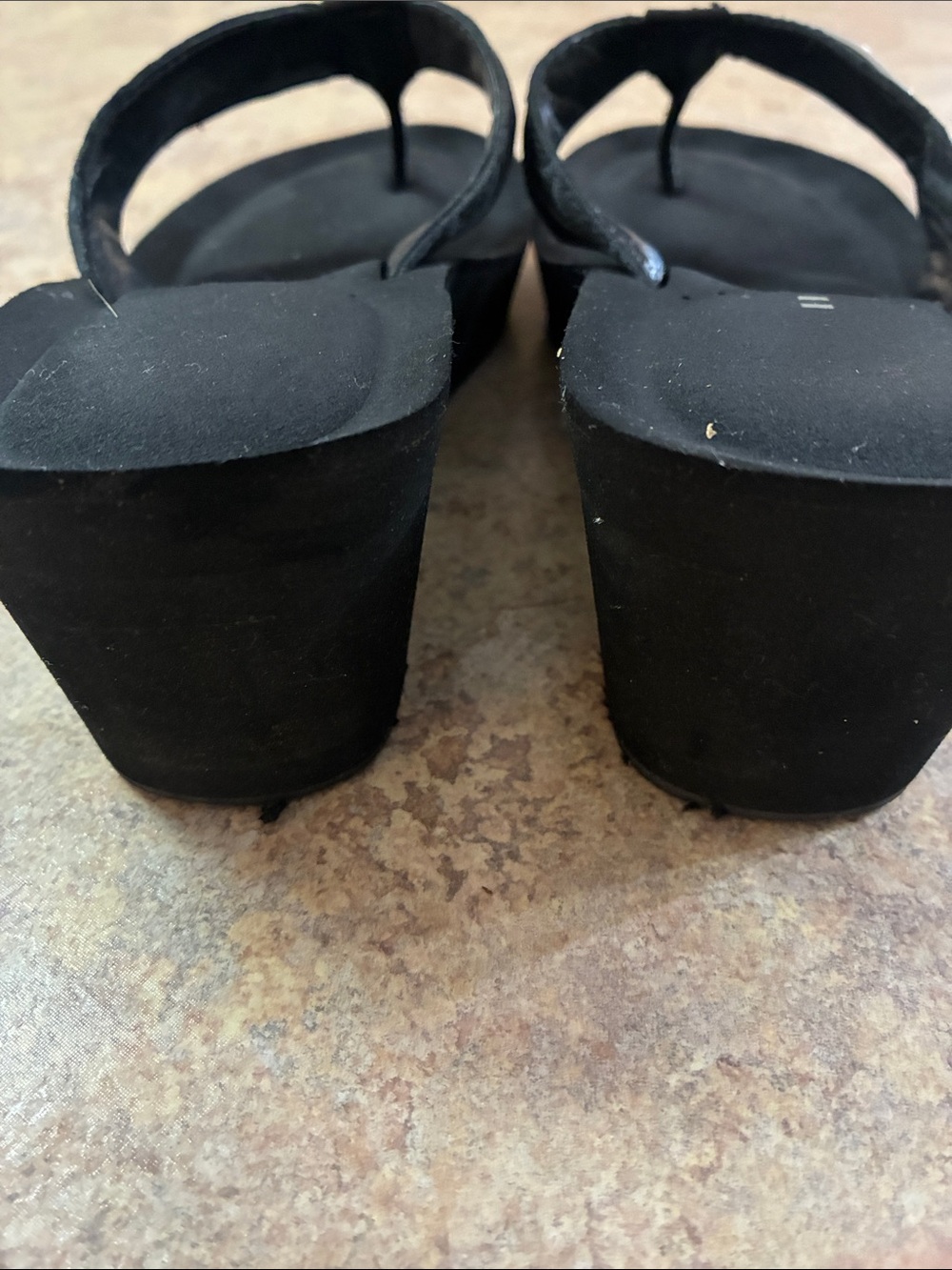 Coach Black Wedge Thong Sandals with Logo Plaque - Picture 3 of 4